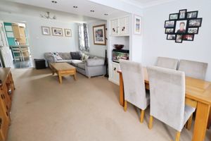 SYDNEY STREET- click for photo gallery